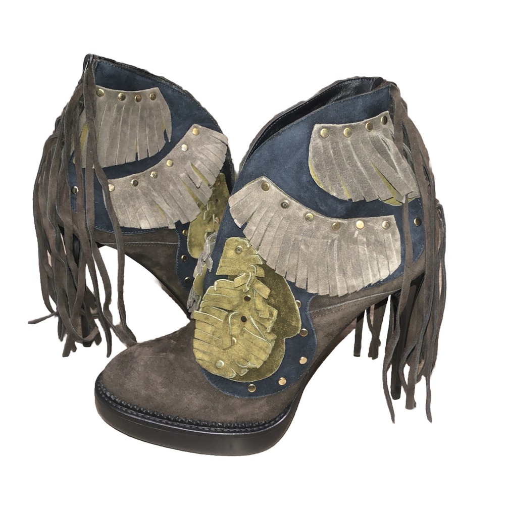 Burberry Boots Women's 9.5 Brown Suede Leaf Fringe Studs Ankle Runway 39.5 NEW